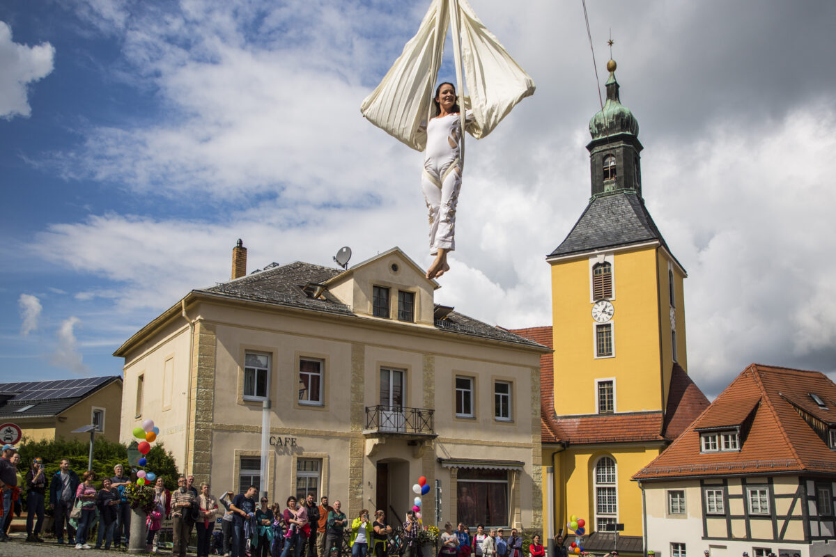 Flying Street Art