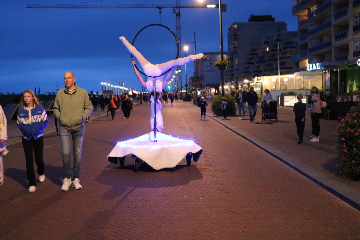 Flying Street Art