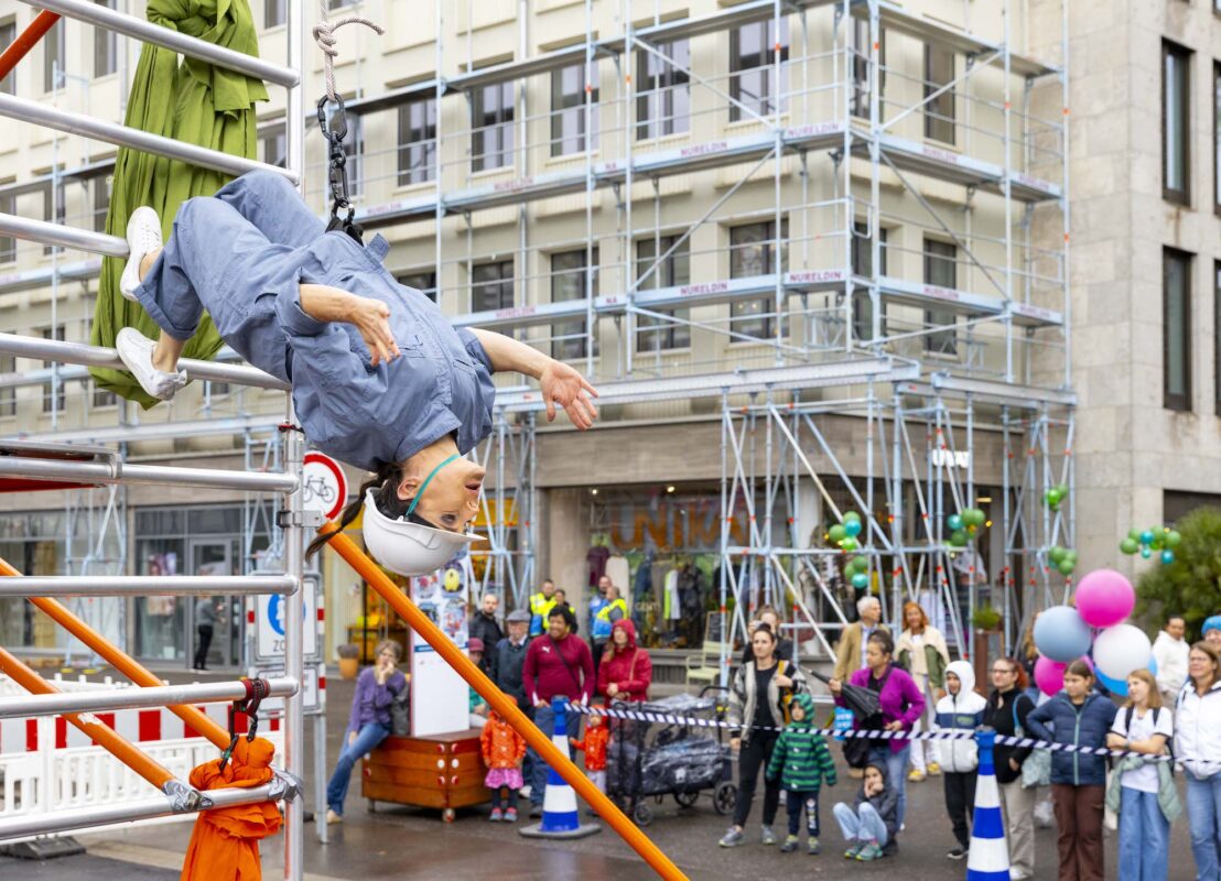 Flying Street Art