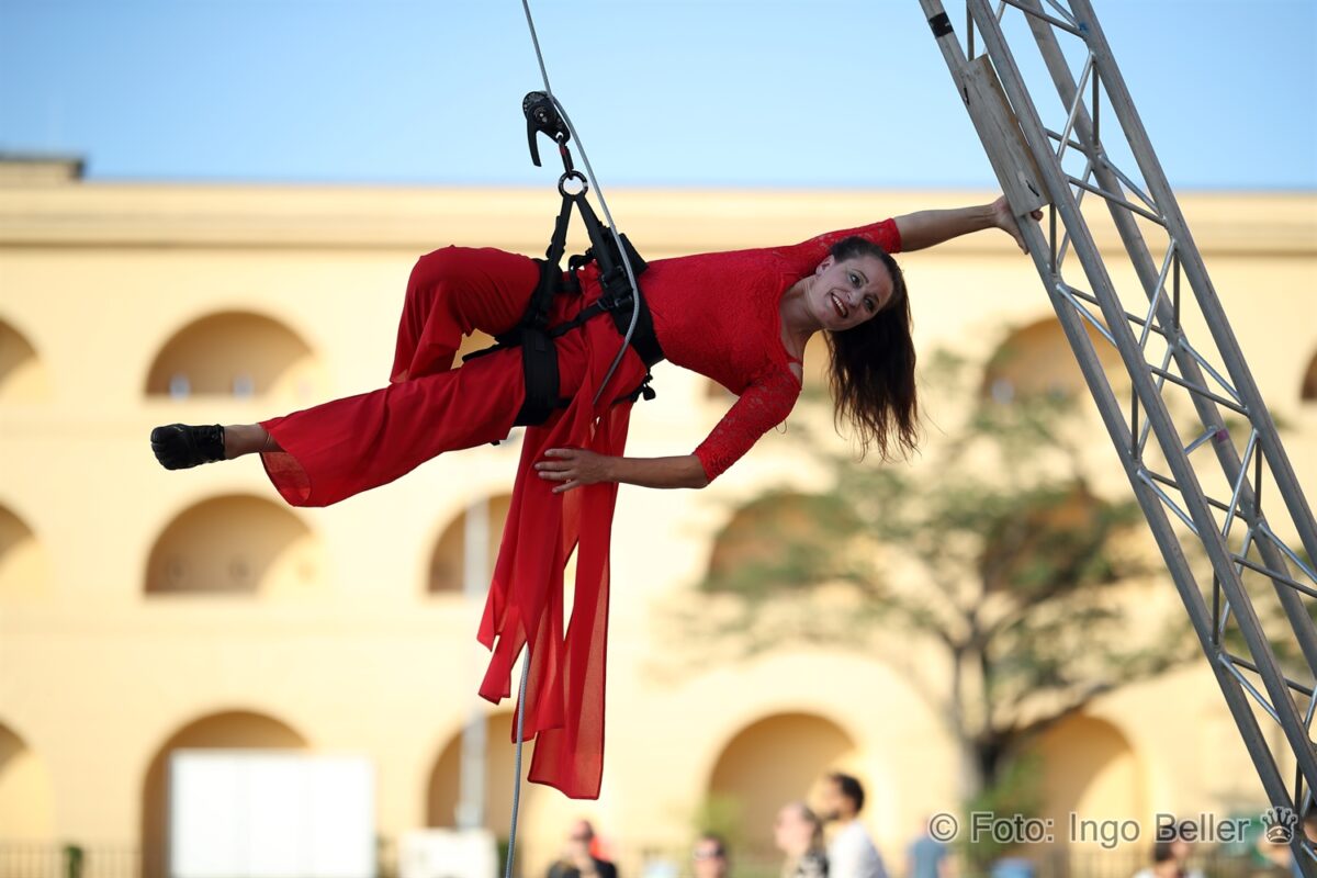 Flying Street Art